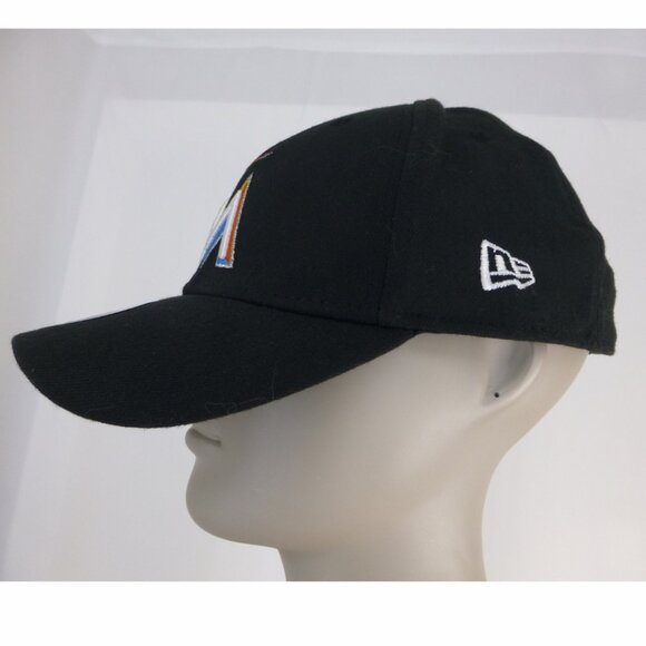 Miami Marlins Men’s New Era 39Thirty Flex Fit Hat - Picture 13 of 15